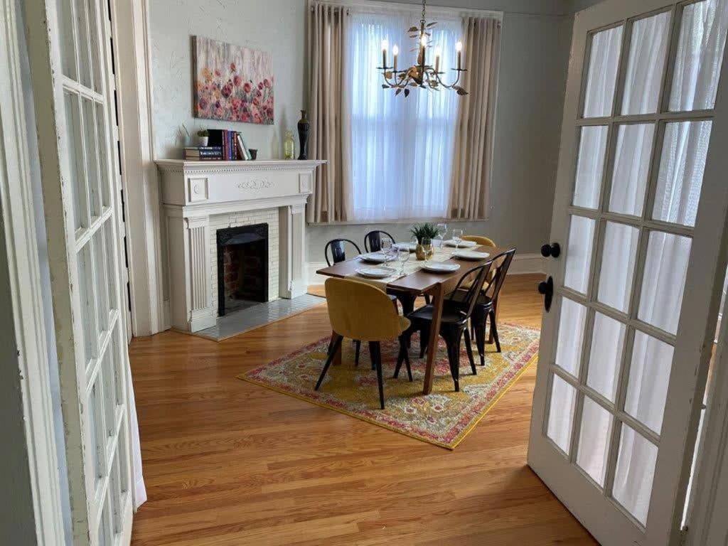 Dauphin District Darling #1-Downtown, Restaurants Apartment Mobile Bagian luar foto