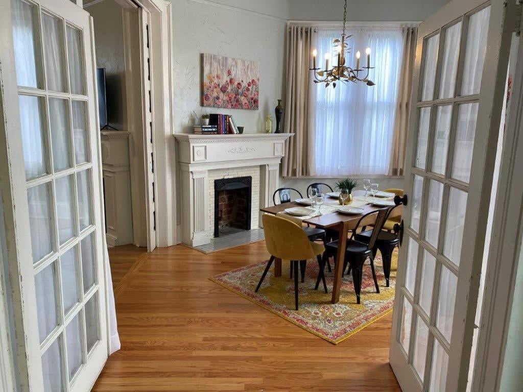 Dauphin District Darling #1-Downtown, Restaurants Apartment Mobile Bagian luar foto